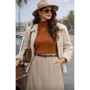 Vintage 100% Wool Tan A-Line Women's Skirt with Pockets Zipper Back